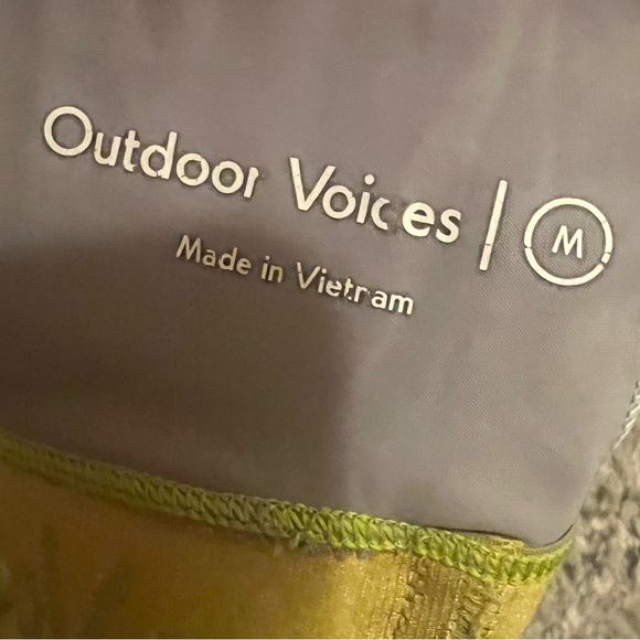 (M) Outdoor Voices Doing Things Sports Bra Medium Support - Picture 5 of 5